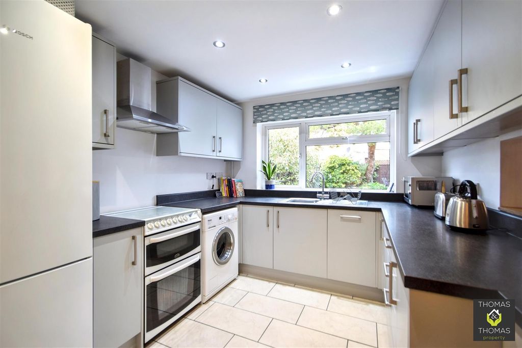 Property photo 3 of 14 Dsc_0132 (1).Jpg