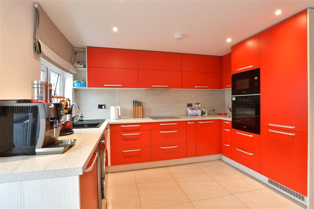 Property photo 3 of 13 Kitchen/Dining Room