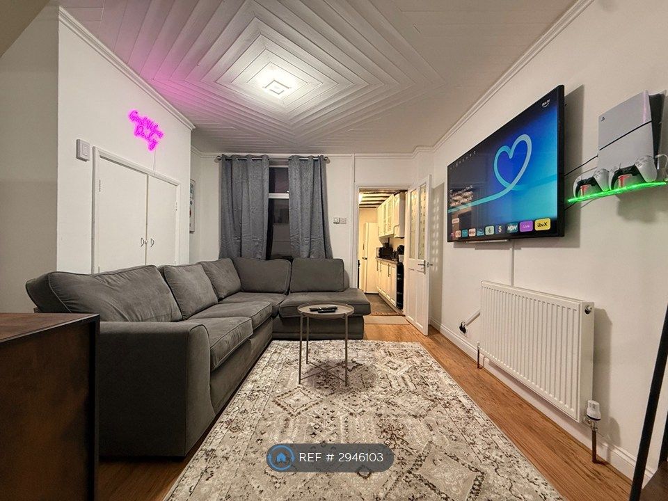 Property photo 1 of 31