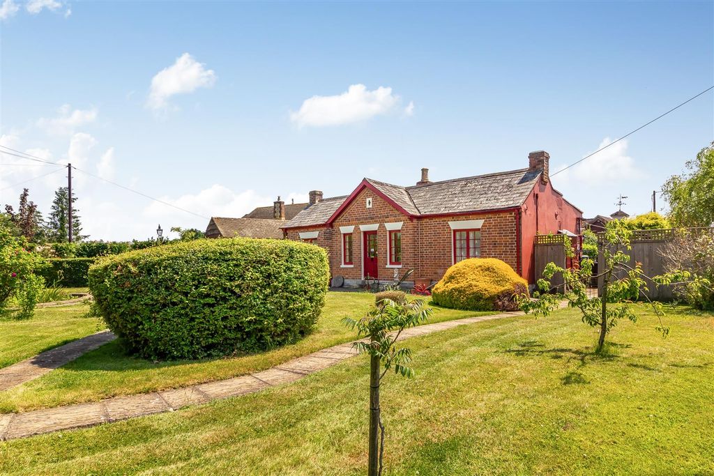 Property photo 1 of 35