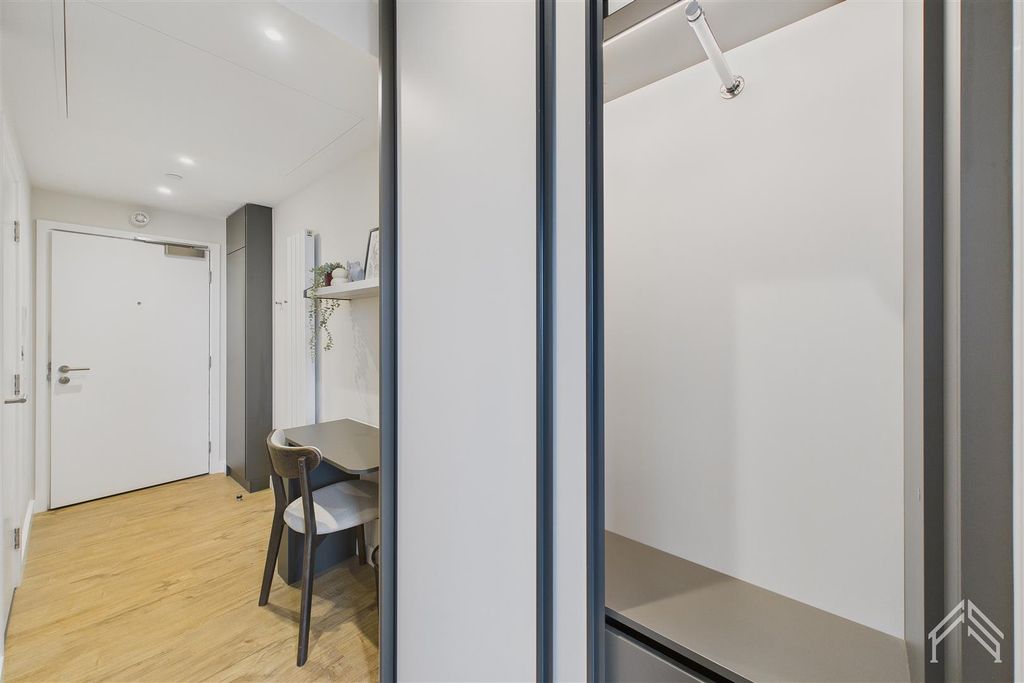 Property photo 3 of 22 3.Jpg