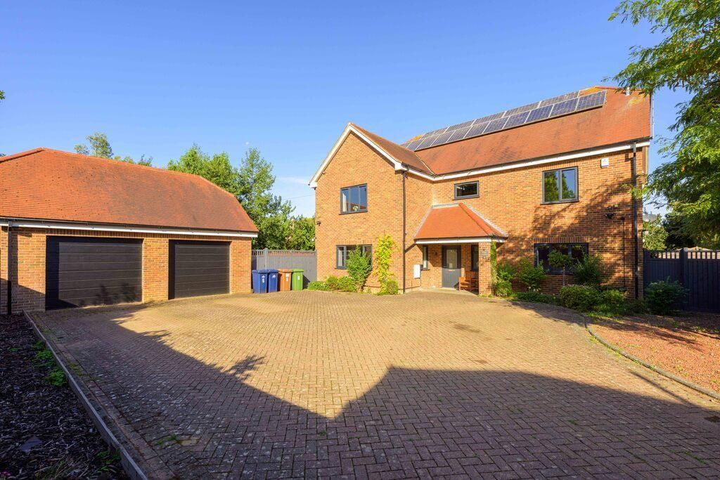 Property photo 1 of 35