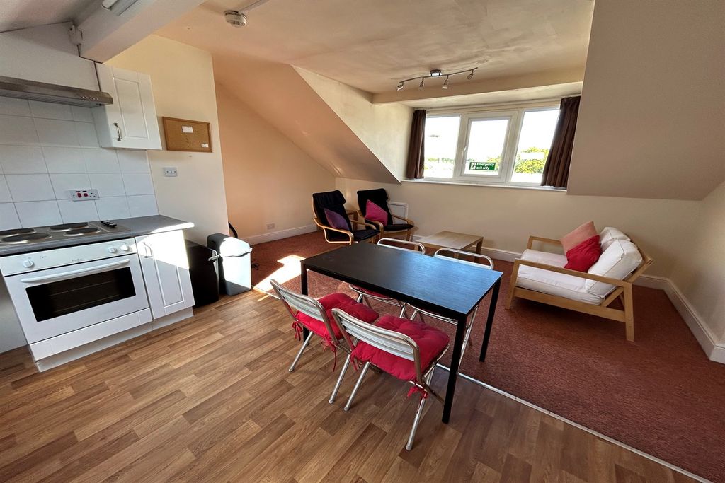 Property photo 2 of 15 (Email)