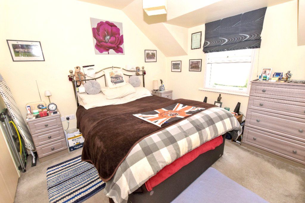 Property photo 1 of 13 Bedroom