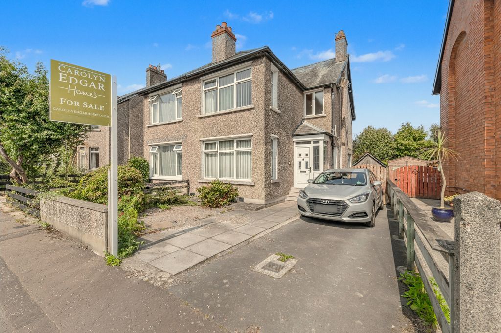 Property photo 1 of 16 025