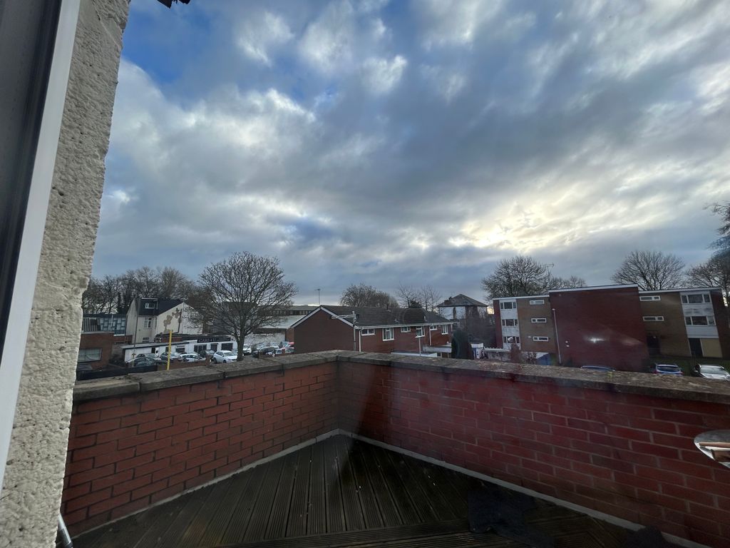 Property photo 3 of 10 Image