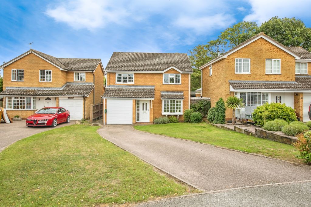 Property photo 1 of 16