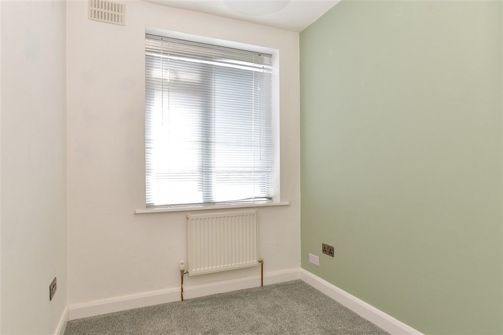 Property photo 1 of 10 Bedroom 2