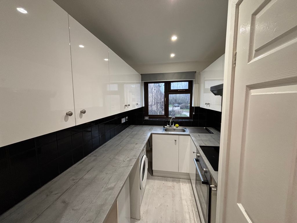 Property photo 2 of 2