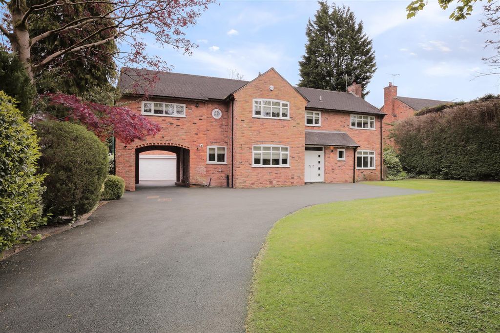 Property photo 1 of 36