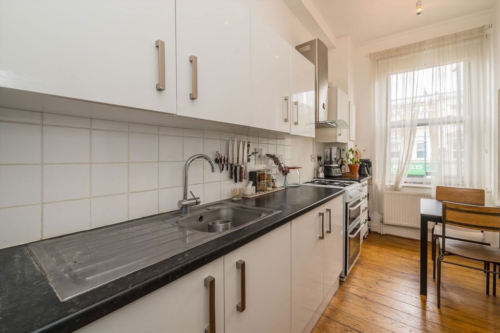 Property photo 2 of 5