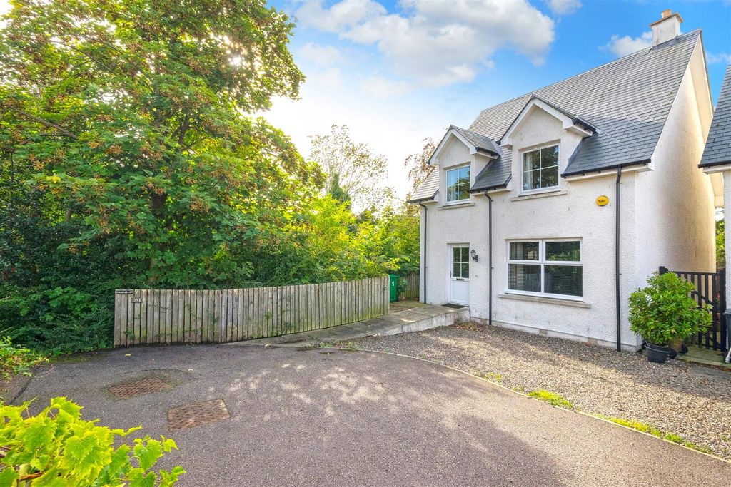 Property photo 1 of 26