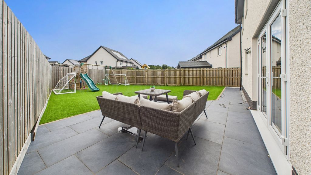 Additional image 27 of 5 bed detached house for saleGlenluce Drive, Bishopton PA7