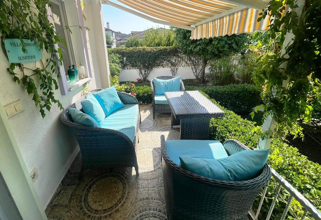 Property photo 3 of 23 Stylish Dalyan Villa For Sale-Balcony