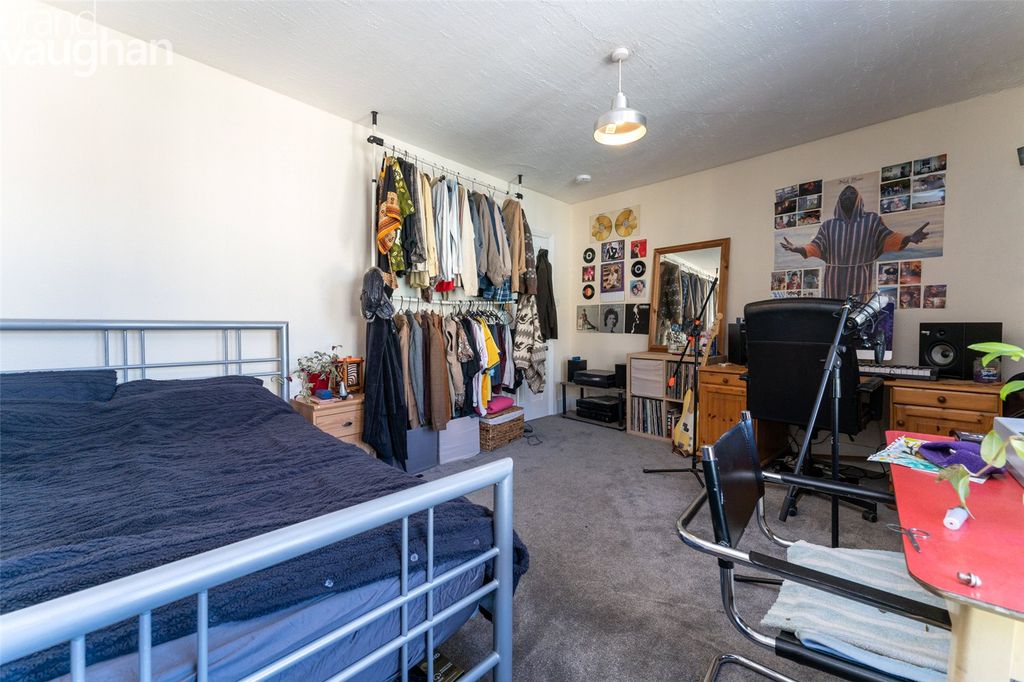 Property photo 3 of 16 Picture No. 03