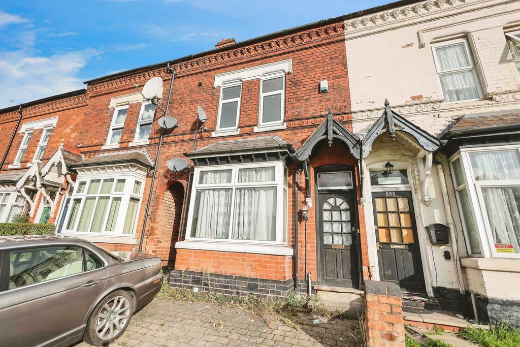 Property photo 2 of 17