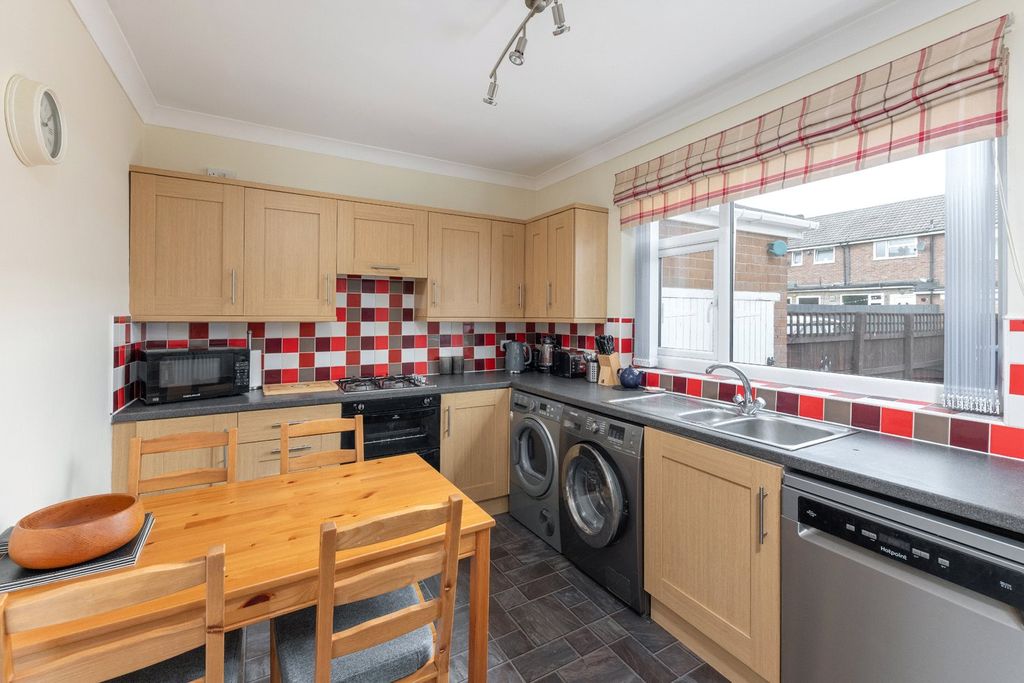 Property photo 3 of 11 Picture No. 11