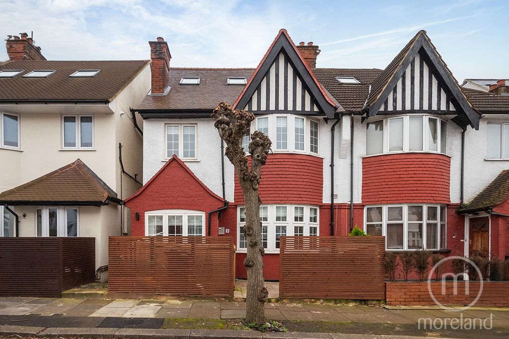 Property photo 1 of 10 3830651