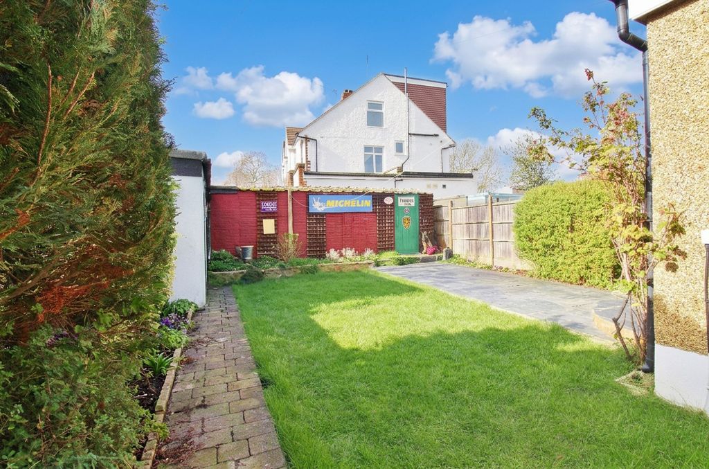 Property photo 2 of 14