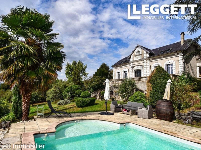 Property photo 2 of 10