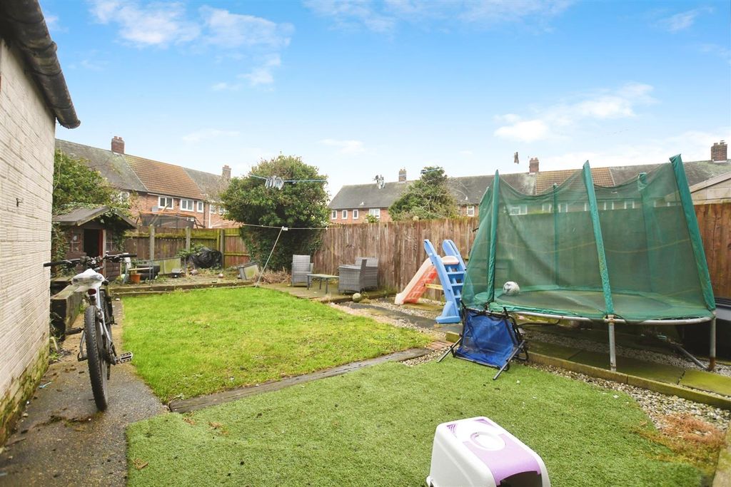 Property photo 3 of 22 Outside