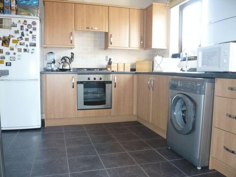 Property photo 2 of 5 Kitchen