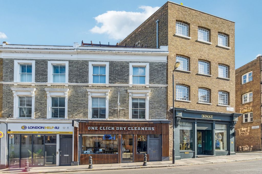 Property photo 2 of 9