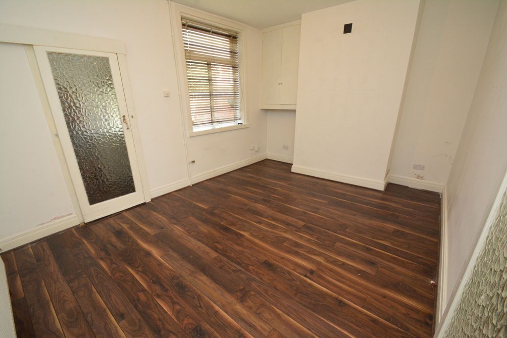 Property photo 3 of 8 Reception Room