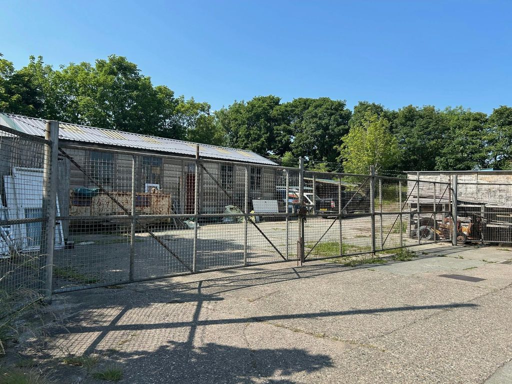 Property photo 2 of 2 1.Jpg