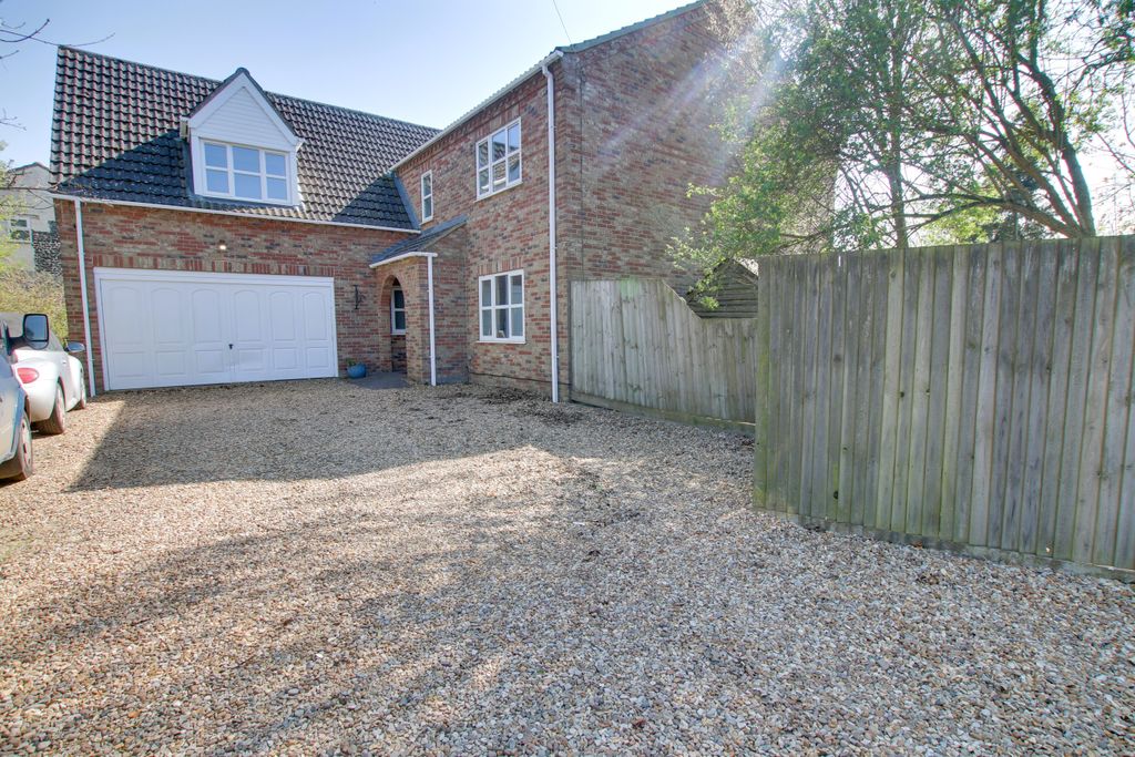 Property photo 1 of 22