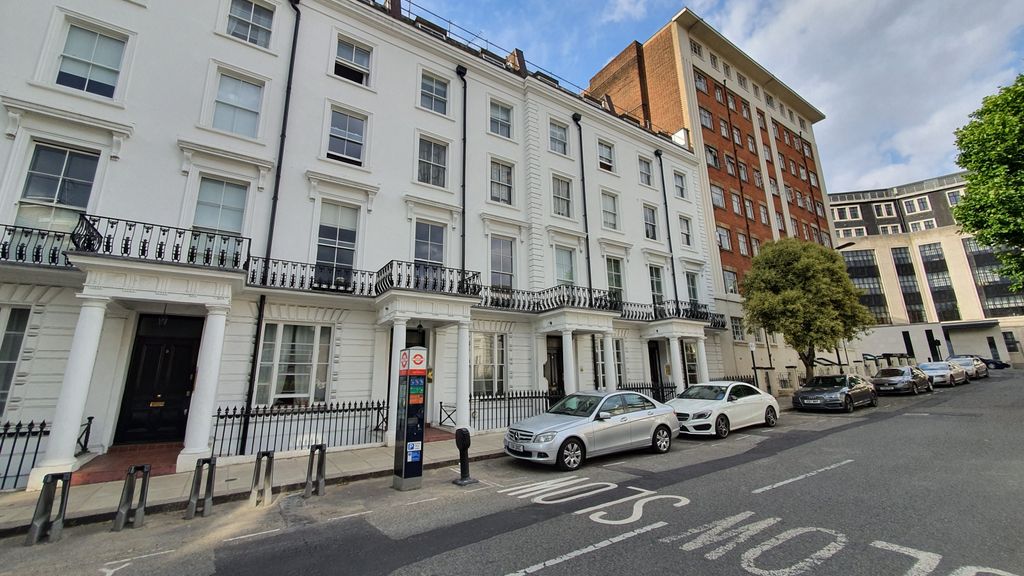 Property photo 1 of 5 Orsett Terrace, London W2
