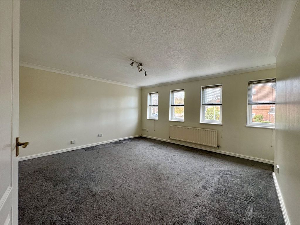 Property photo 2 of 11 Picture No. 07