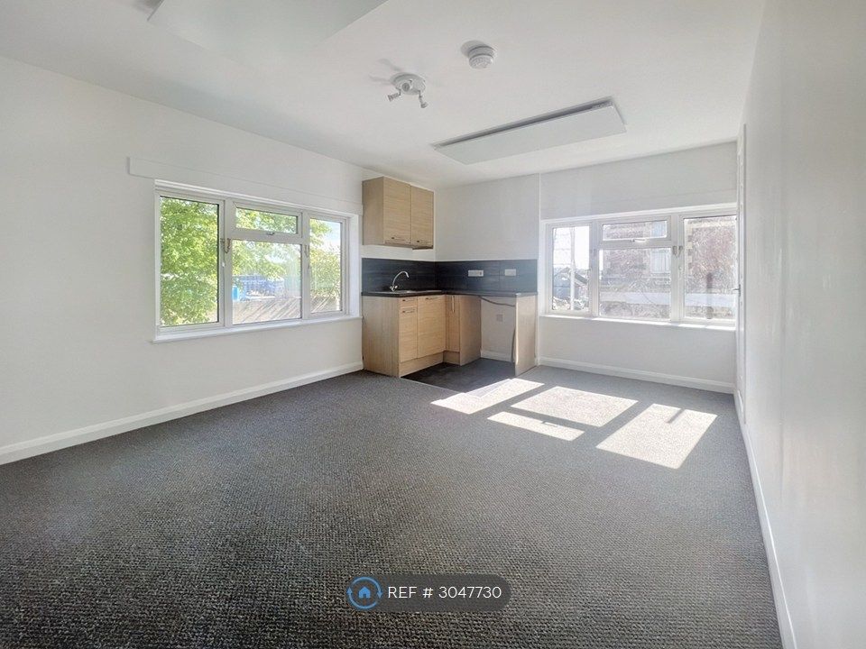 Property photo 1 of 4
