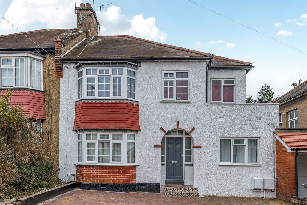 Property photo 1 of 12