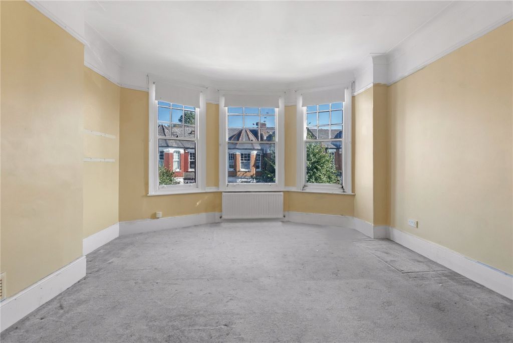 Property photo 2 of 12 Picture No. 03