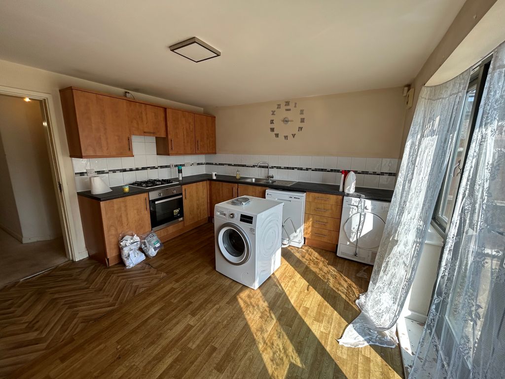 Property photo 2 of 10 Image