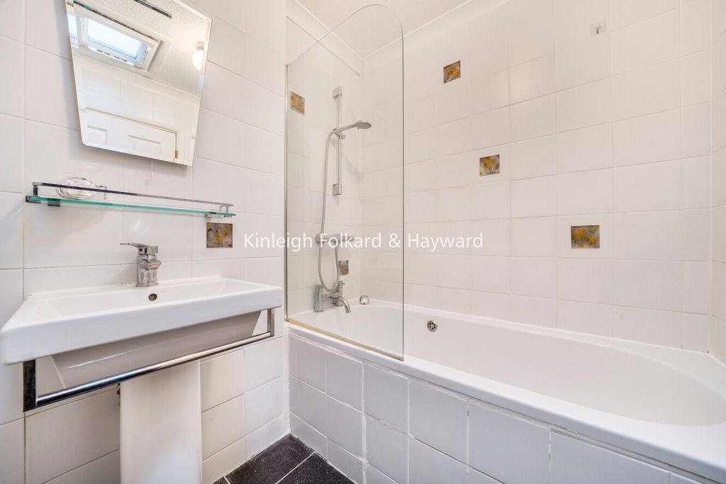 Property photo 3 of 12 Picture No. 01