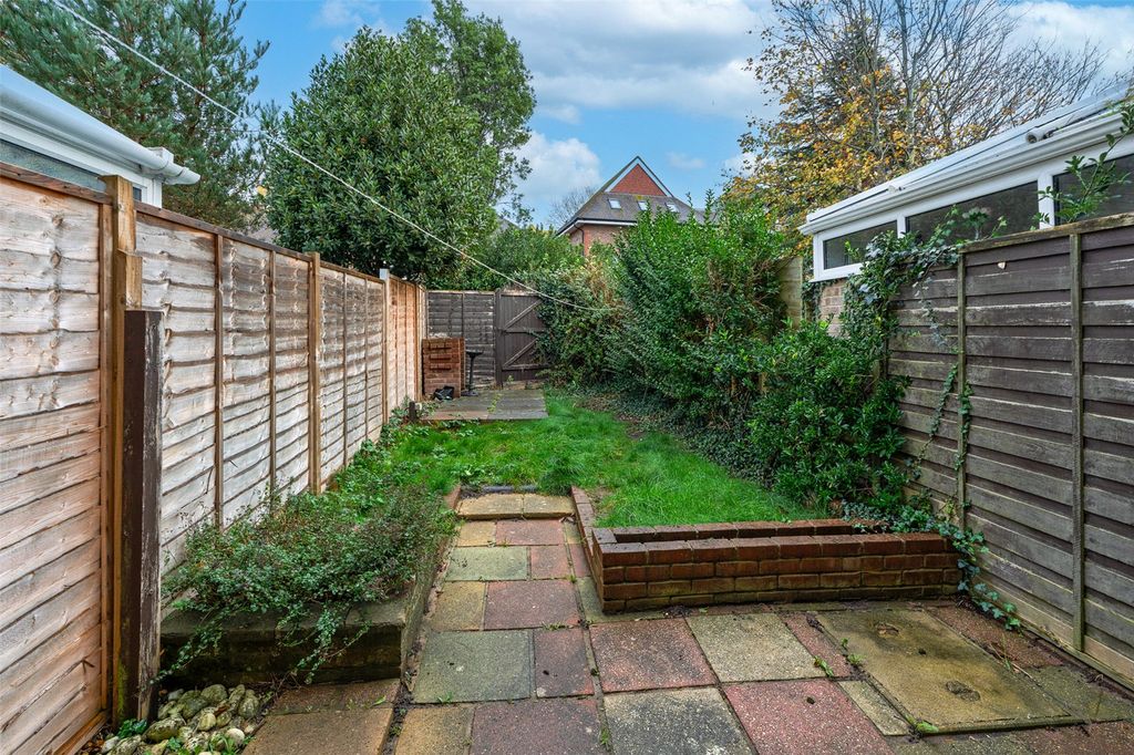 Property photo 2 of 16 Picture No. 08