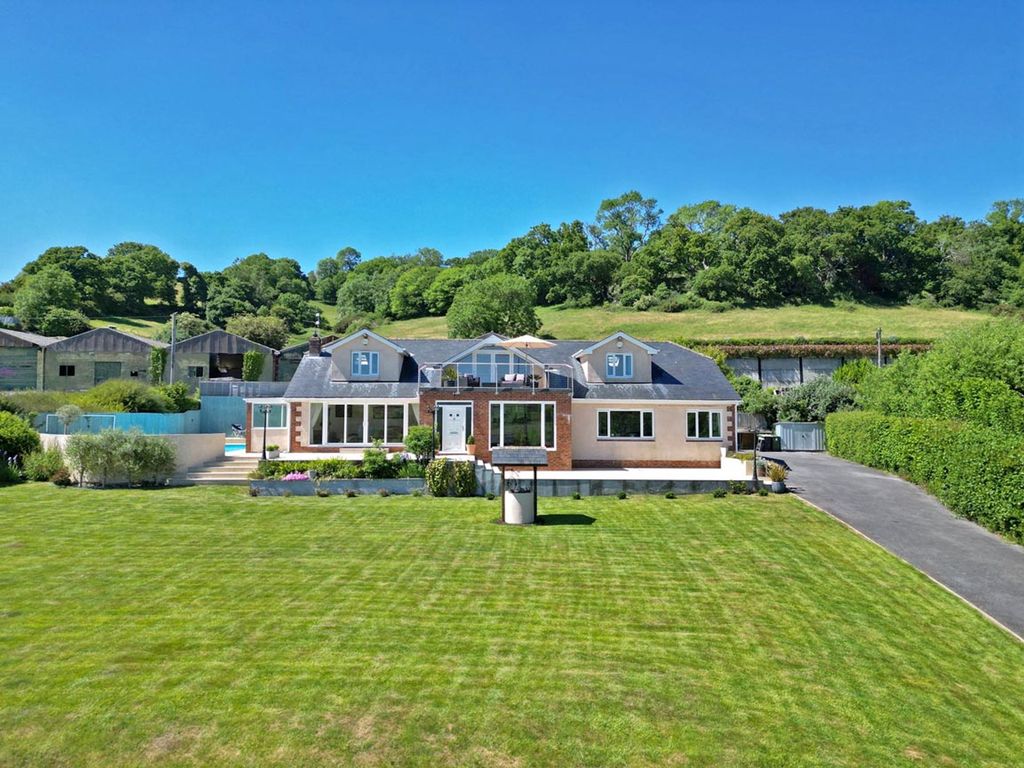 Property photo 1 of 26