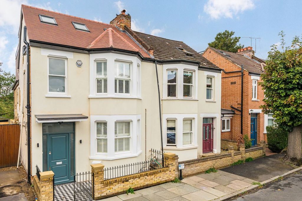 Property photo 1 of 13