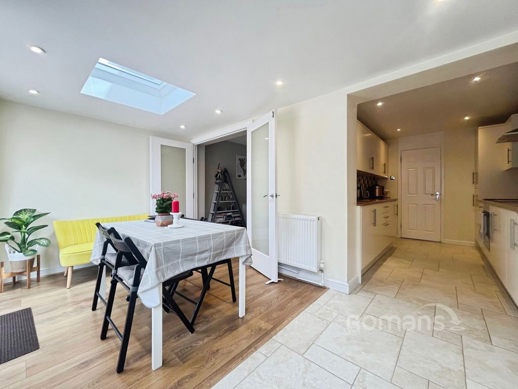 Property photo 2 of 11 Pbox-Img.Jpg