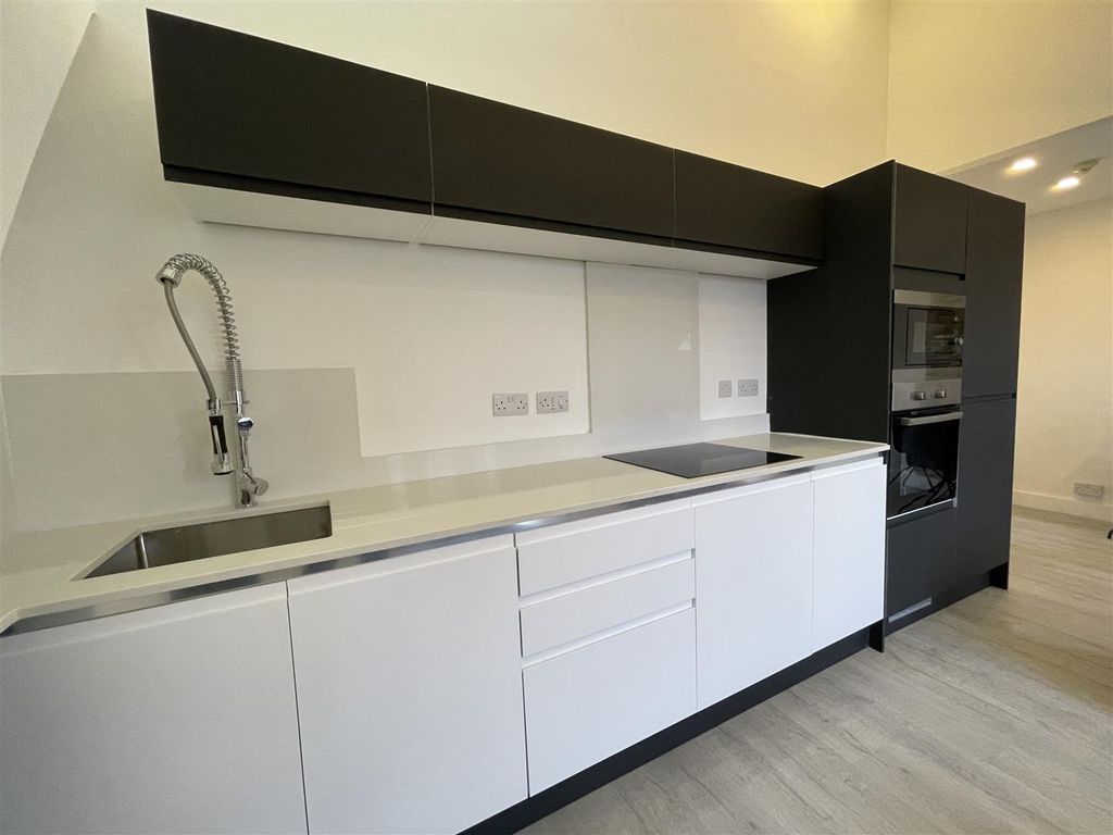 Property photo 3 of 13 Img_5920.Jpg