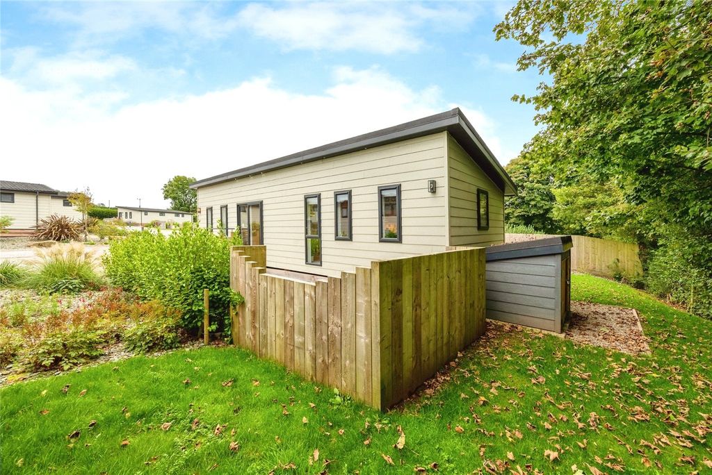 Property photo 2 of 17 Picture No. 05