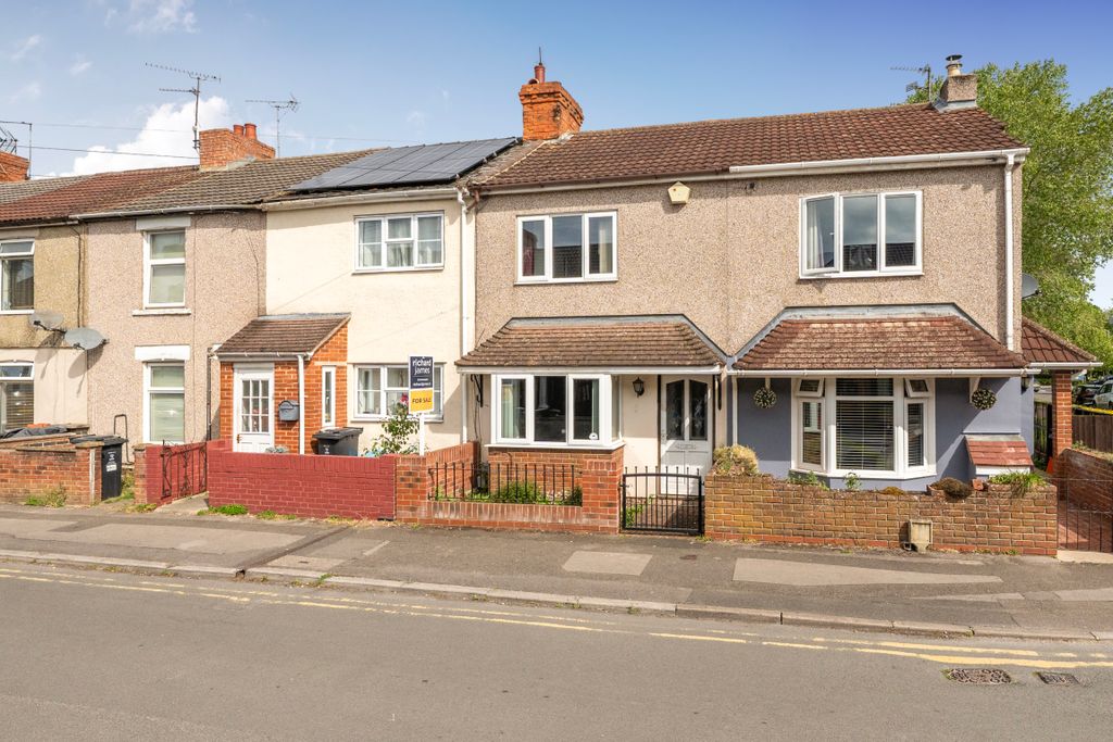 Property photo 1 of 12 14543133