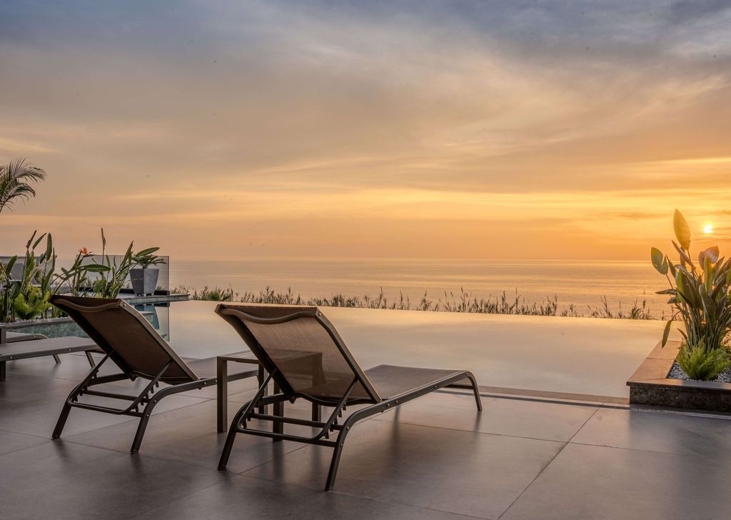 Property photo 1 of 22 Ocean View Apartment For Sale In Alanya - Luxurious Seating Areas