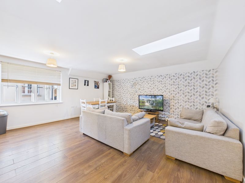 Property photo 2 of 13 Photo 1