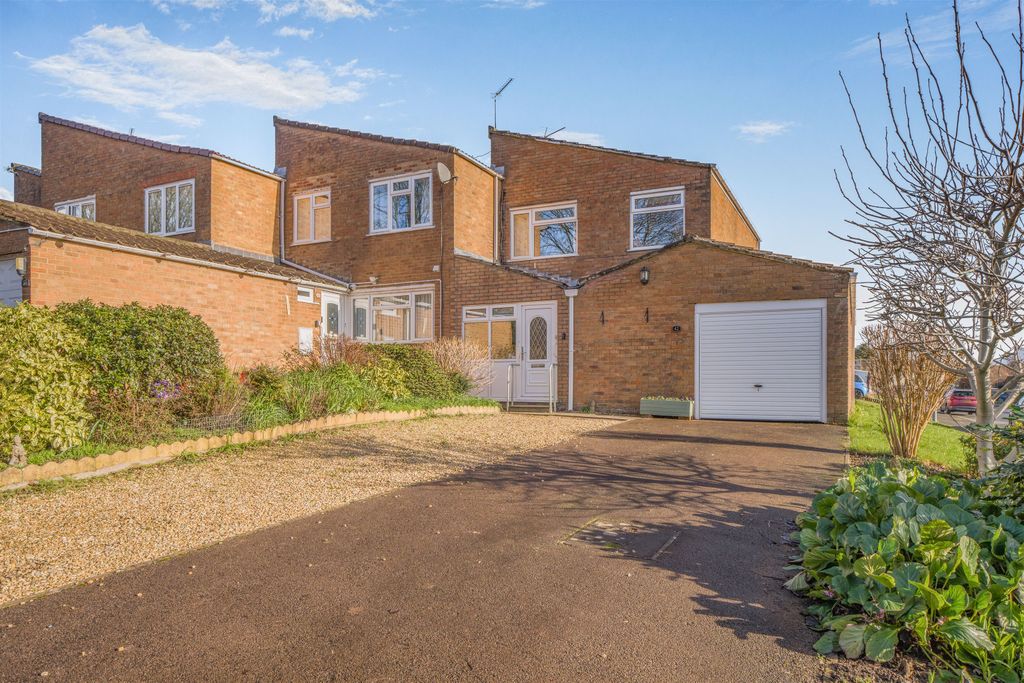 Property photo 1 of 22