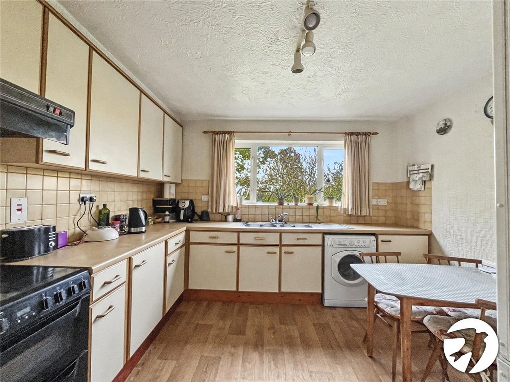 Property photo 3 of 22 Picture No. 22