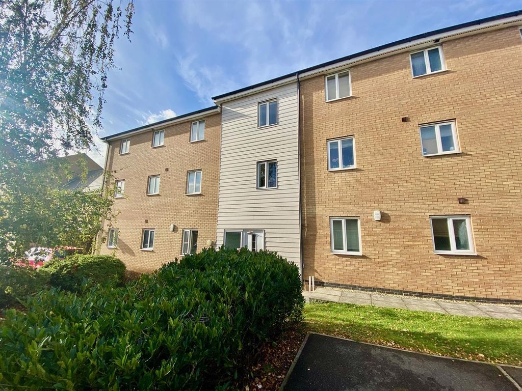 Property photo 1 of 9