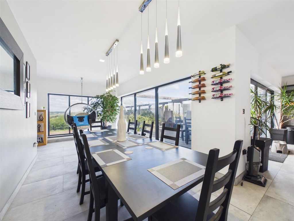 Additional image 14 of 5 bed property for saleChene Road, Peacehaven BN10